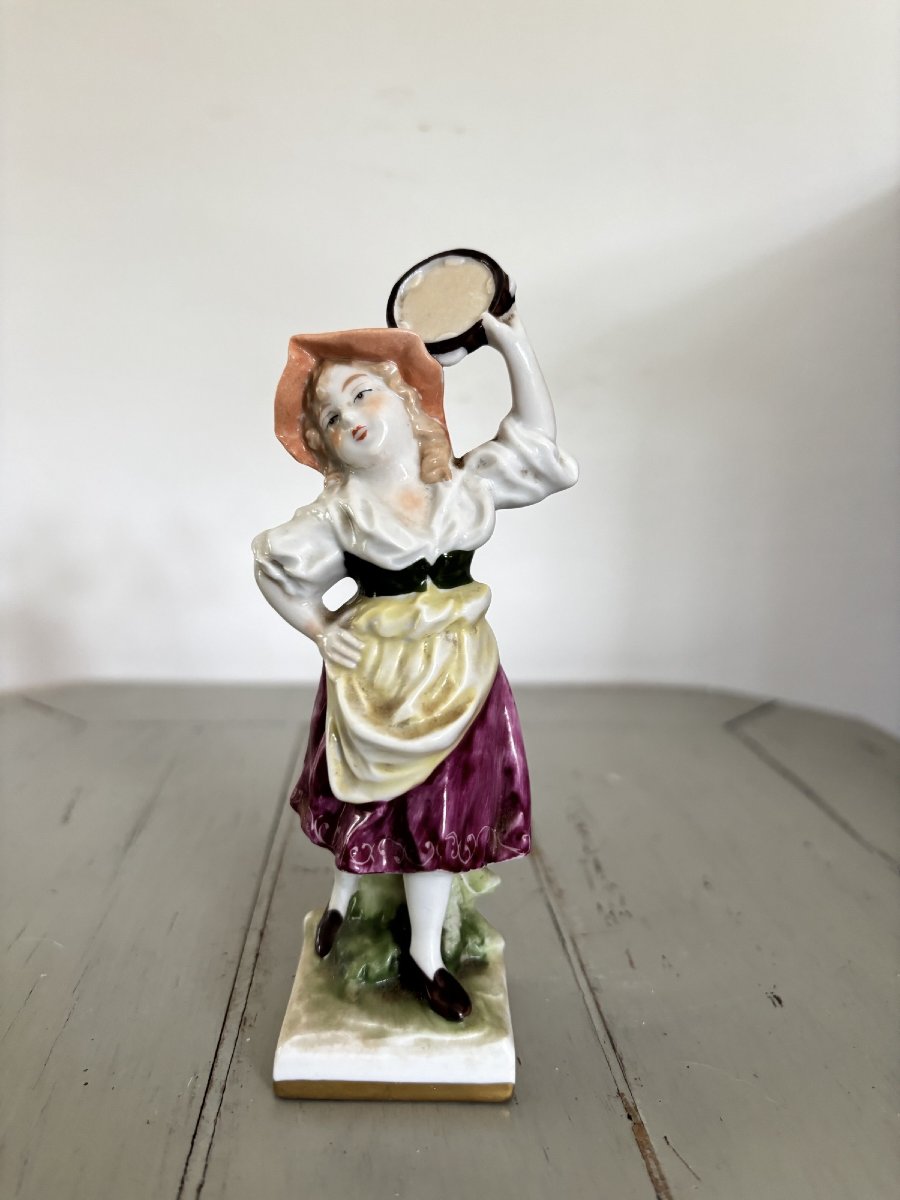 Ancien petit sujet en porcelaine allemande Thuringe debut du XX eme siècle era meissen saxe 