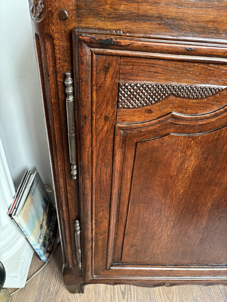 Ancien buffet de propriété 2 portes en chêne époque Regence XVIII eme siècle -photo-4