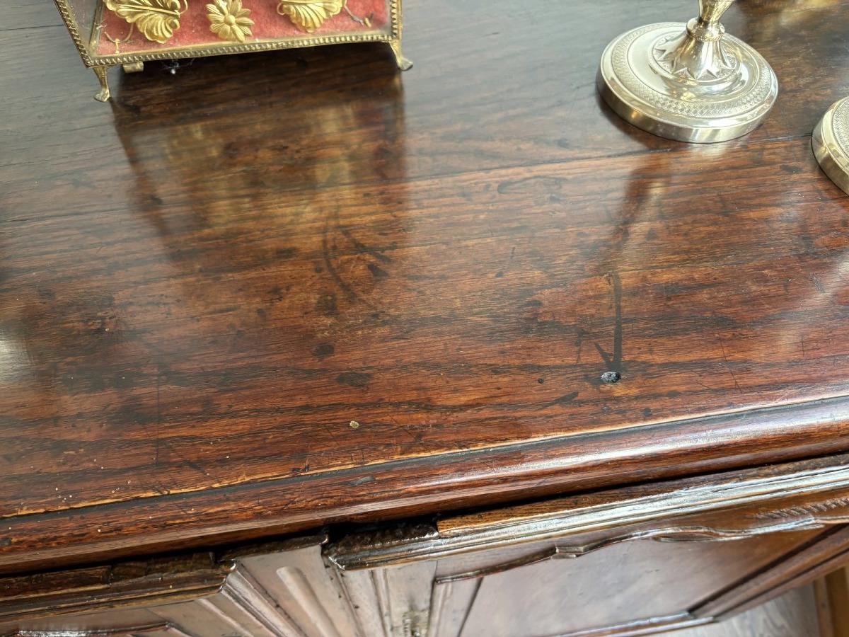 Ancien buffet de propriété 2 portes en chêne époque Regence XVIII eme siècle -photo-3