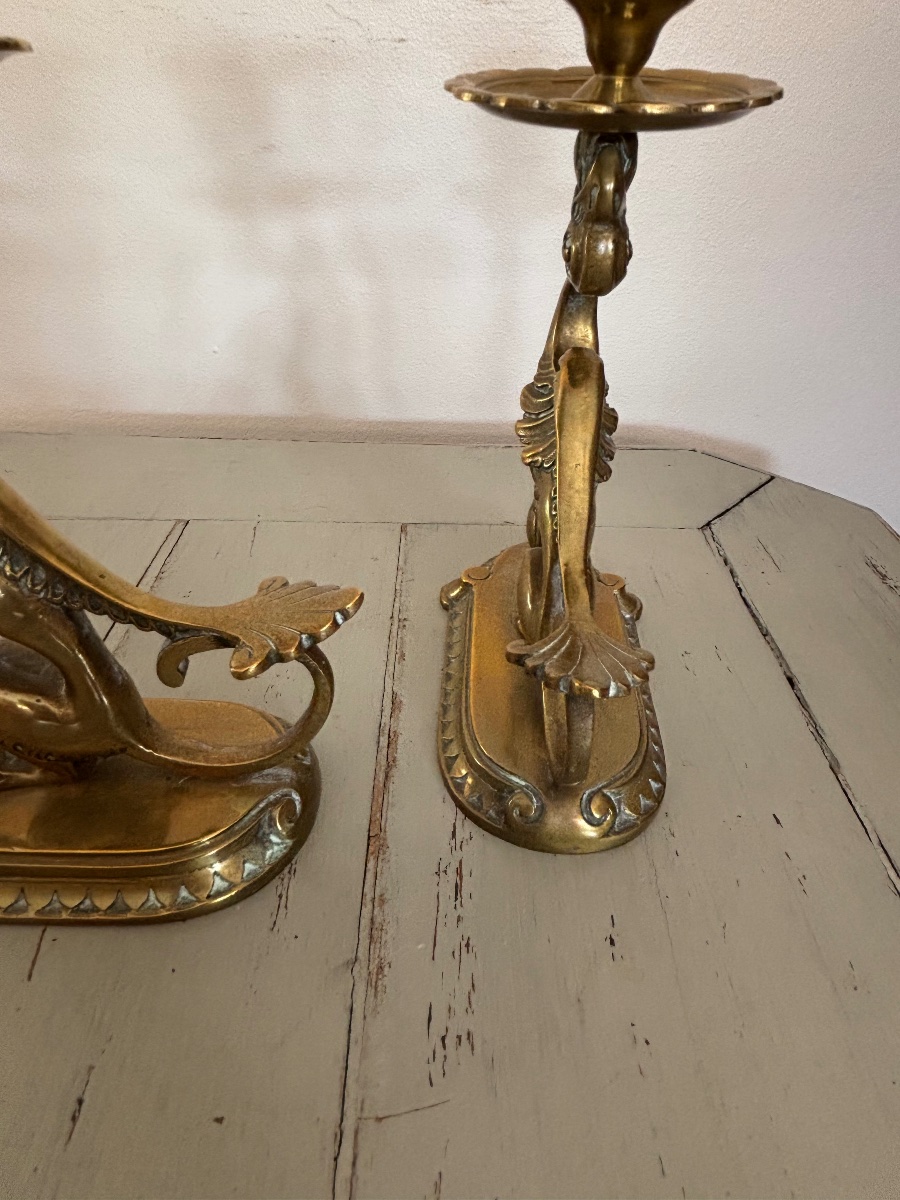 Ancienne paire bougeoirs aux dragons ou griffins époque XIX eme siècle bronze doré monogramme-photo-4