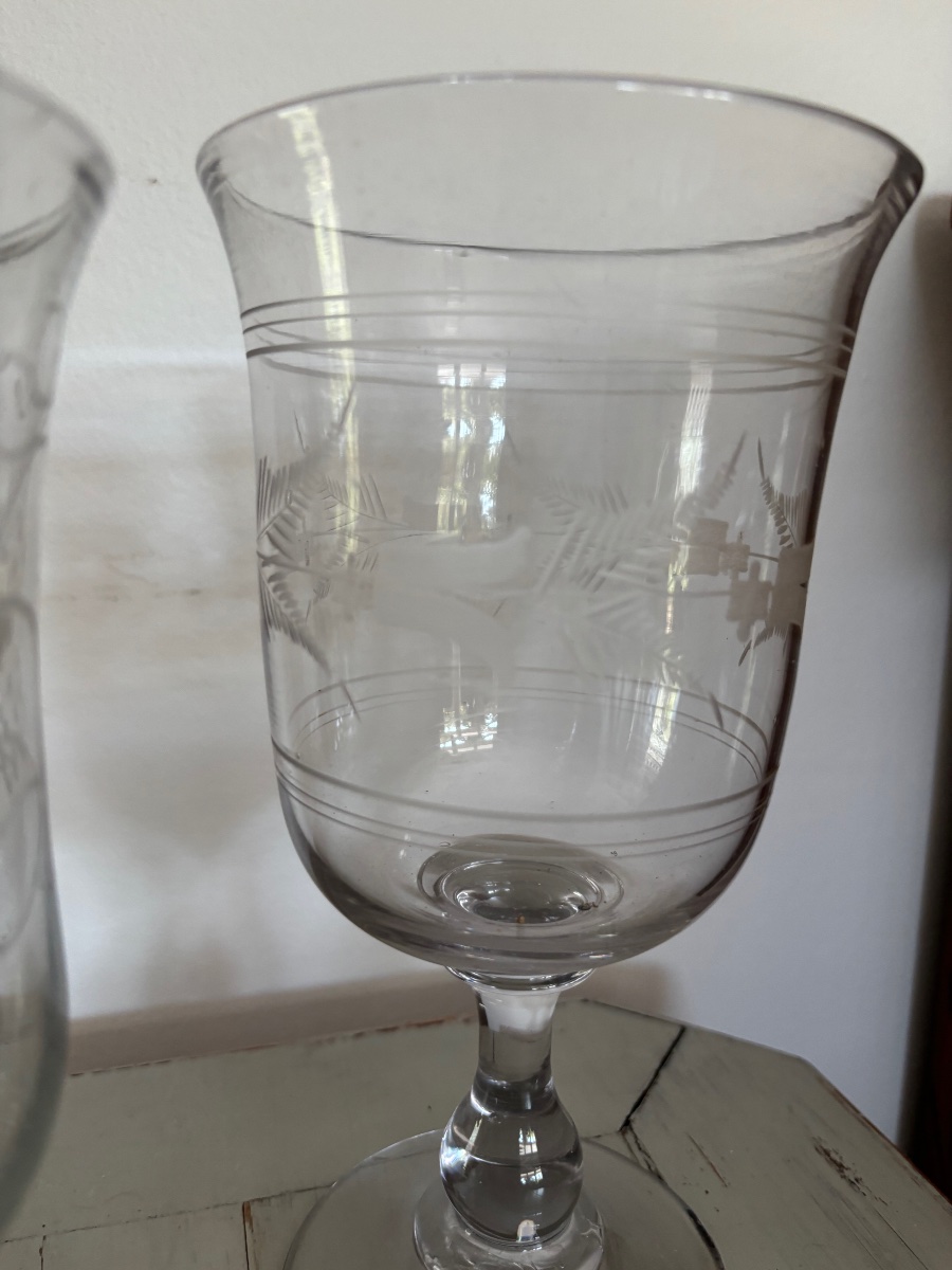 Paire de grands verres normands dits verre de mariage gravé, fin XIX eme siècle art populaire-photo-2