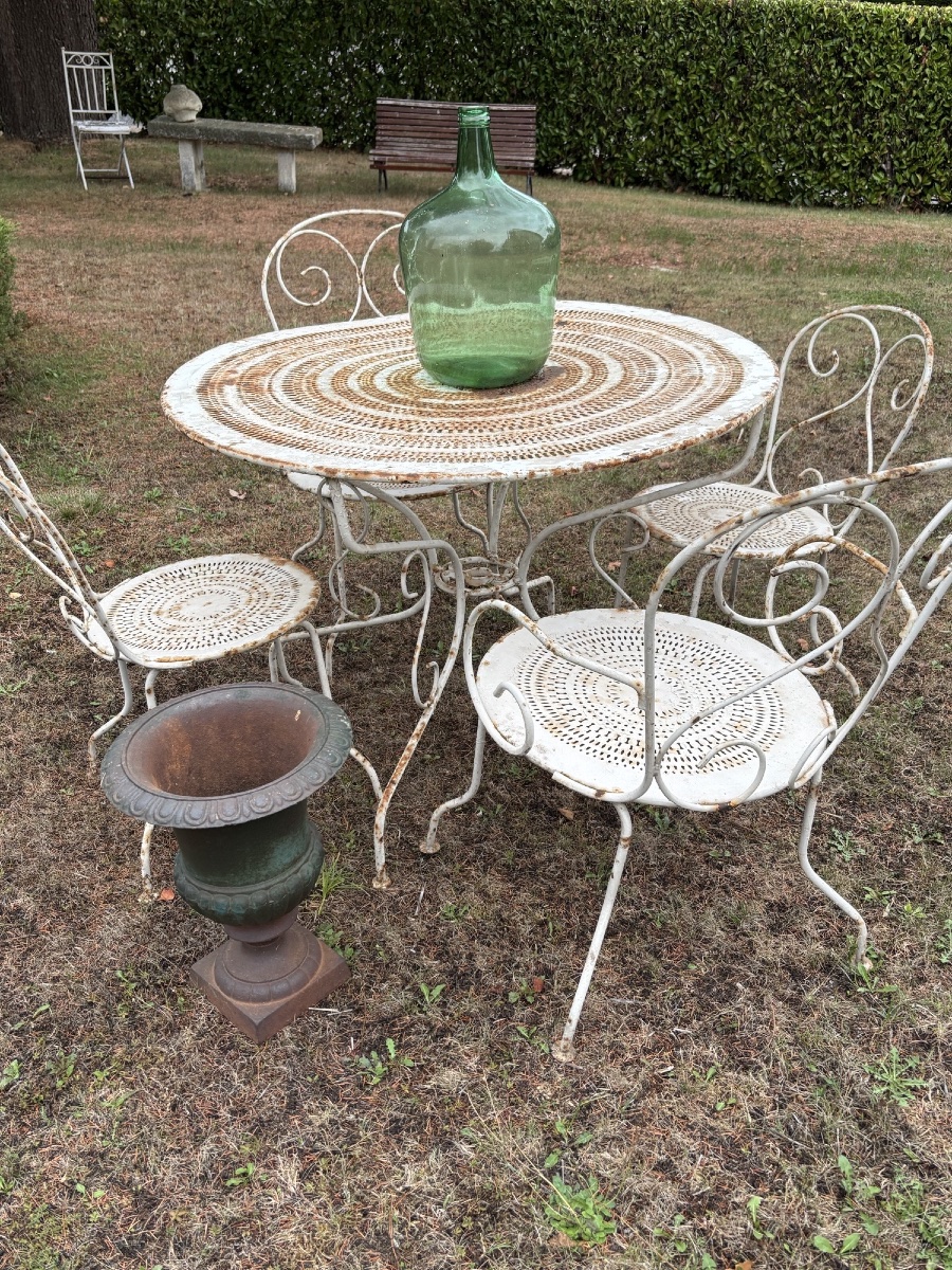 Antique Wrought-iron Garden Set, Circa 1900: 2 Armchairs, 2 Chairs, And A Table, Circa 1900 