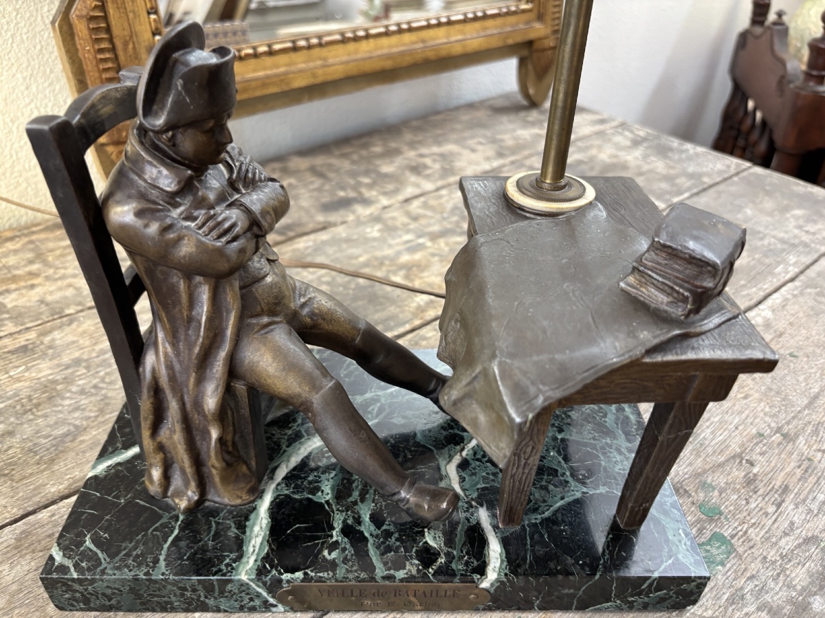 Antique "on The Eve Of Battle" Napoleon Lamp By Carlier, Early 20th Century, Bronze And Marble Statue-photo-1