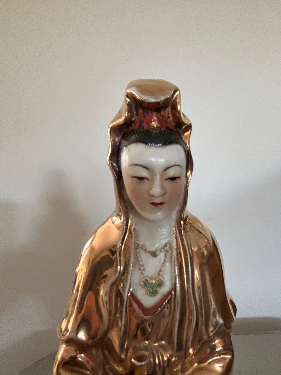 antique Guanyin Figurine In Gilded Porcelain, From China, Early 20th-century Chinoiserie-photo-2