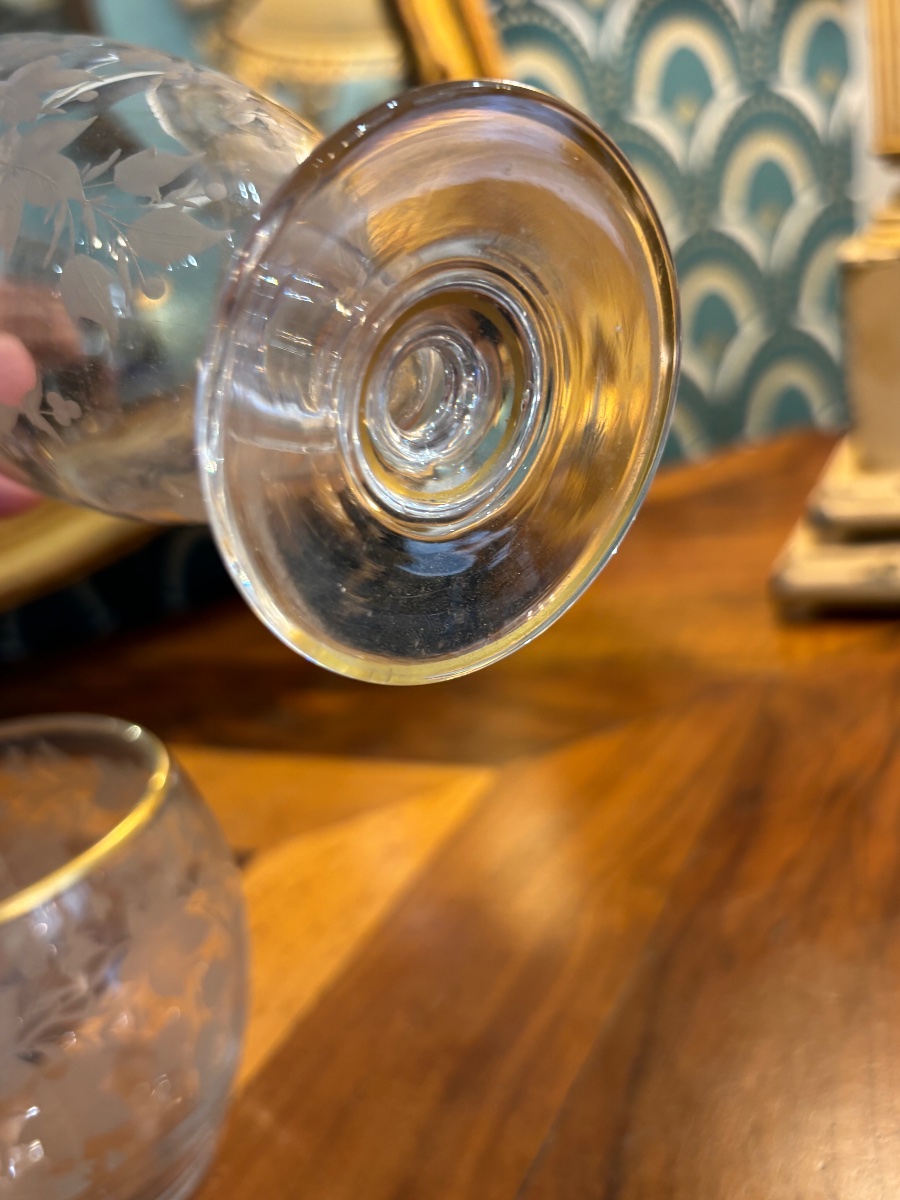 Partie de service de nuit en Baccarat Bonbonniere verre et fiole en cristal gravé vers 1900-photo-4