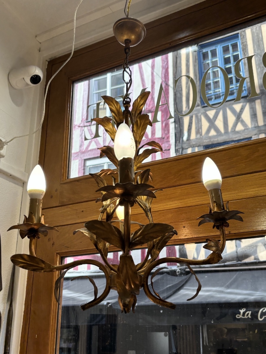 Antique 4-light Gilded Metal Chandelier With A Mid-20th-century Naturalistic Floral Design-photo-3