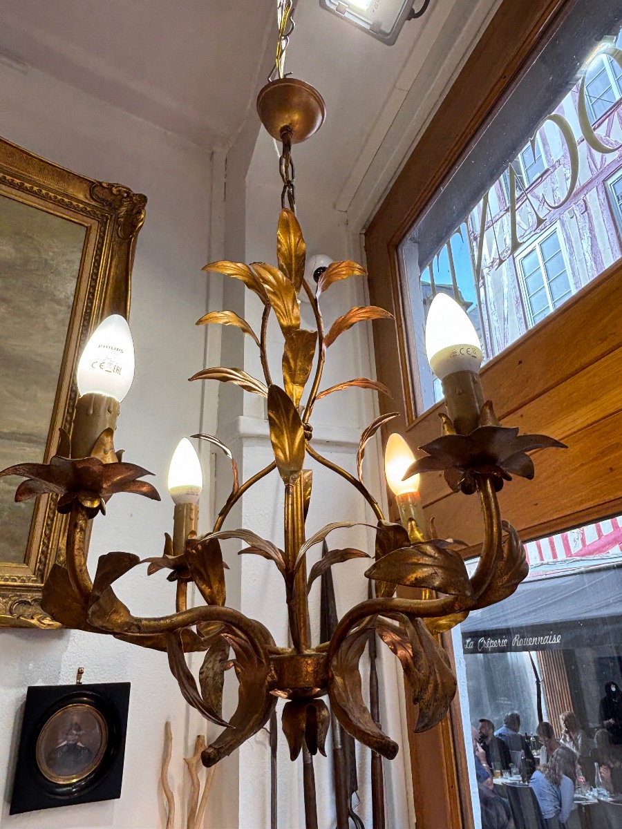 Antique 4-light Gilded Metal Chandelier With A Mid-20th-century Naturalistic Floral Design