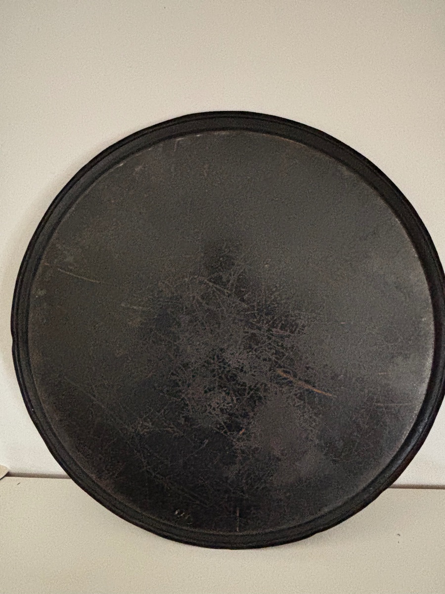 Antique Tray Made Of Painted Sheet Metal With A 19th-century Restoration-era Frieze Design -photo-2