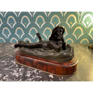 Small Old Bonze The Whistler On A Cherry Marble Base XIX Eme Statue Showcase Collection