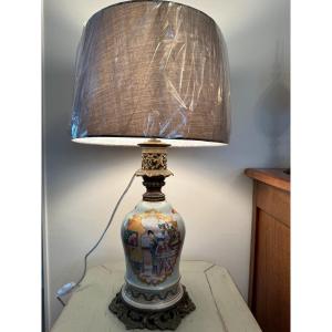 Ancienne Lampe En Porcelaine De Bayeux Période Langlois Aux Chinois XIX Eme Siècle 