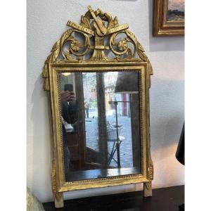 Ancien grand miroir Louis XVI en bois doré epoque fin XVIII eme siecle aux attributs de Musique
