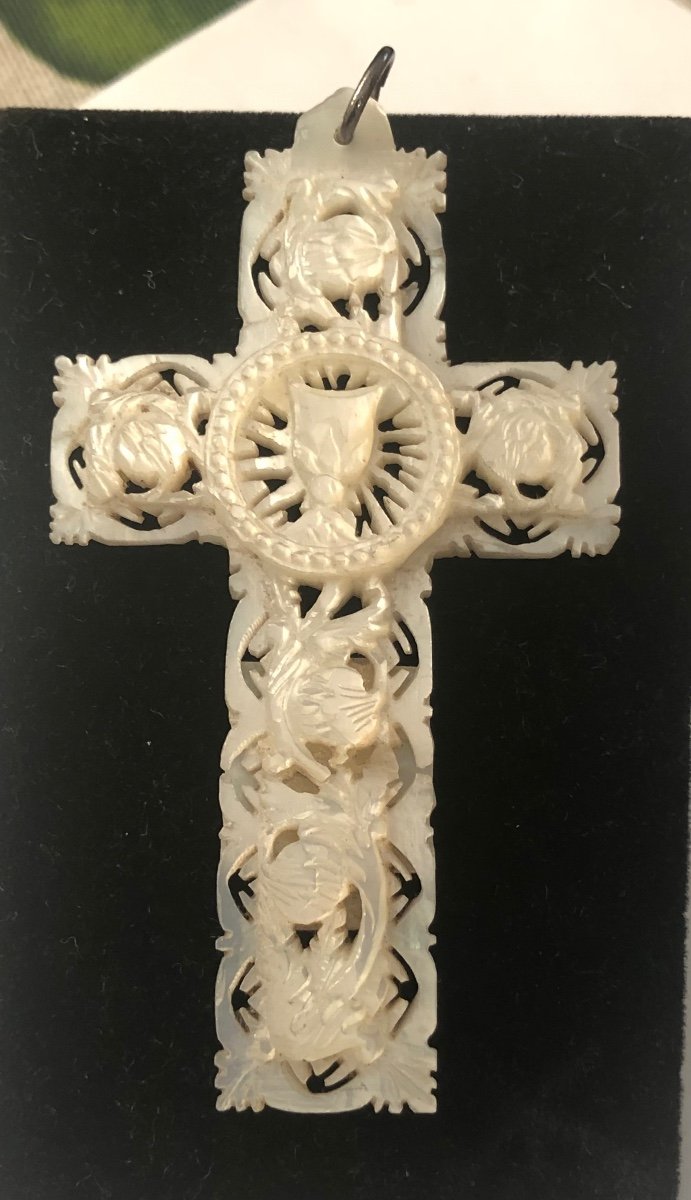 Old Mother-of-pearl Cross-photo-1