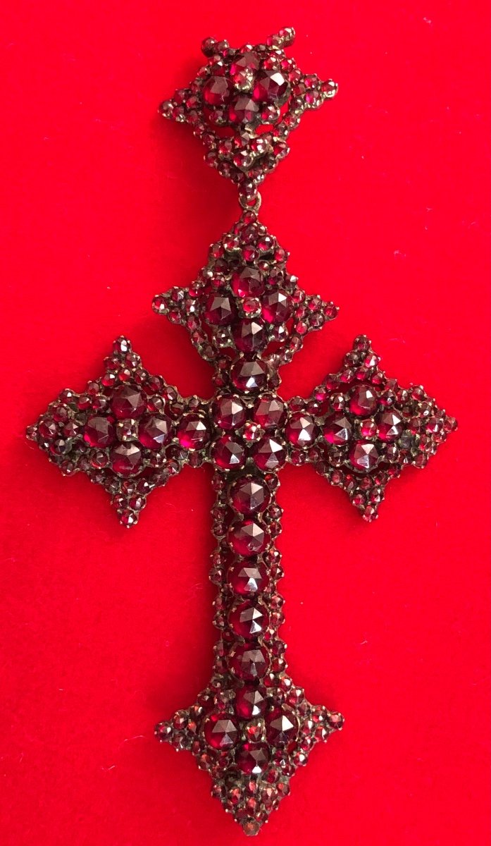 Croix 19ème Grenats 