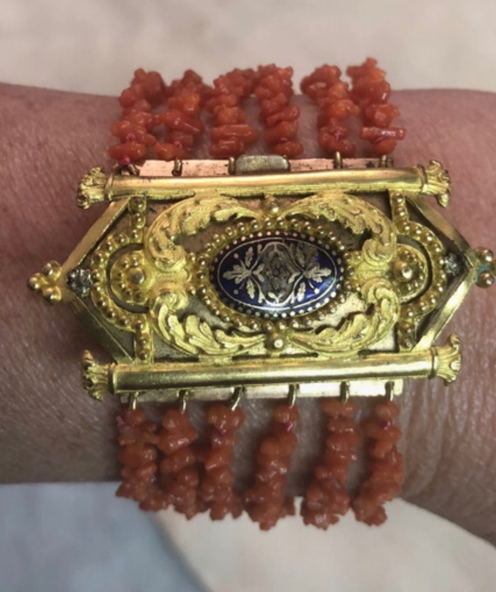 Coral / Gold Metal / Enamel Bracelet