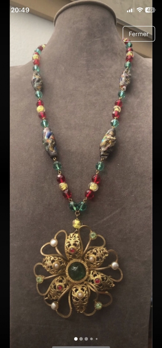 Collier  Couture Années  60