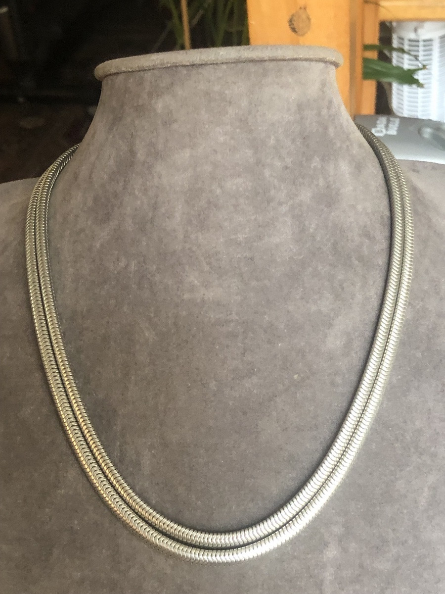 Chrome Snake Mesh Necklace -photo-3