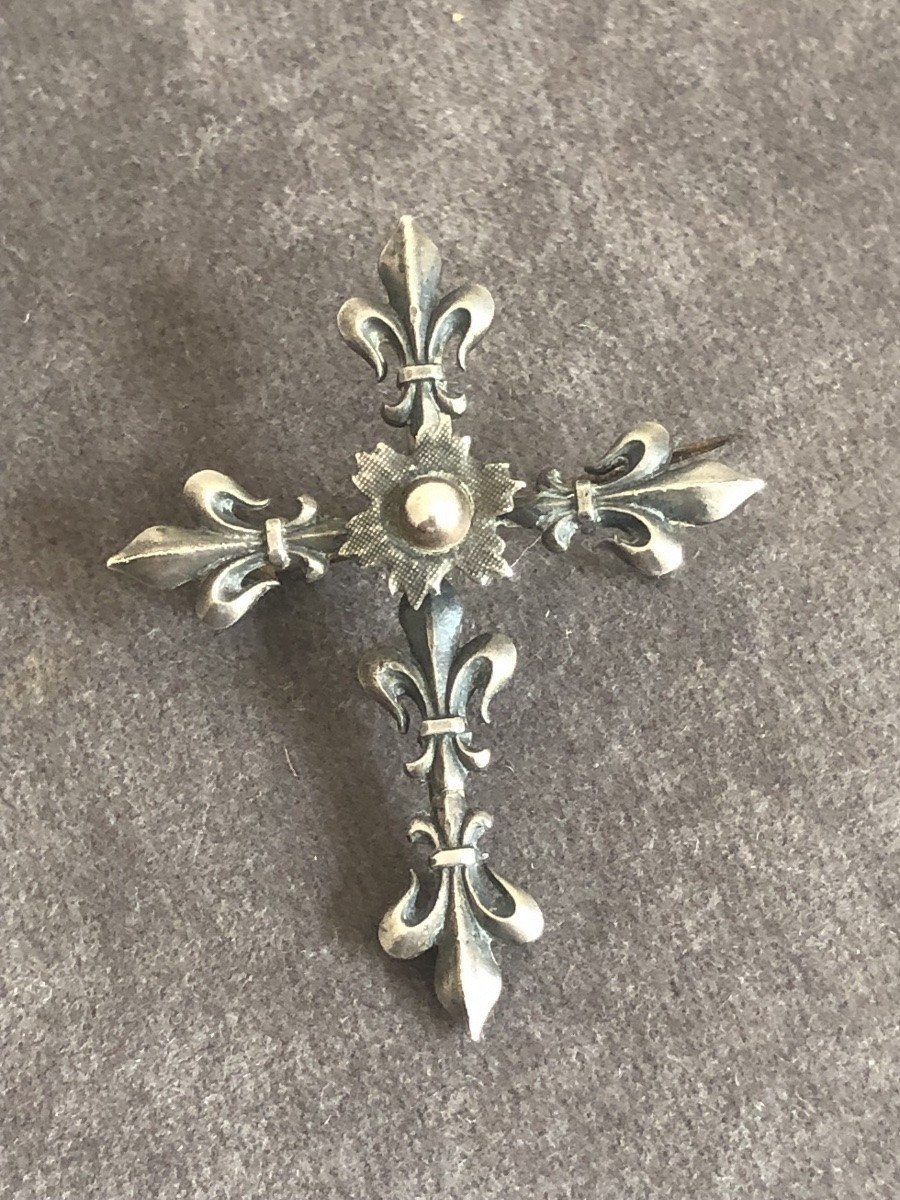 Croix argent  fleur de lys -photo-1