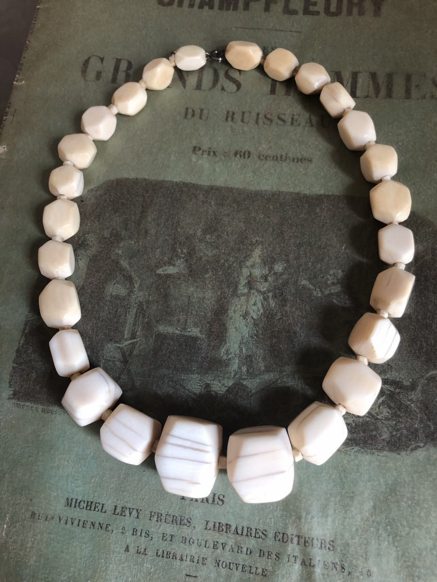 Antique Ivory Necklace -photo-5