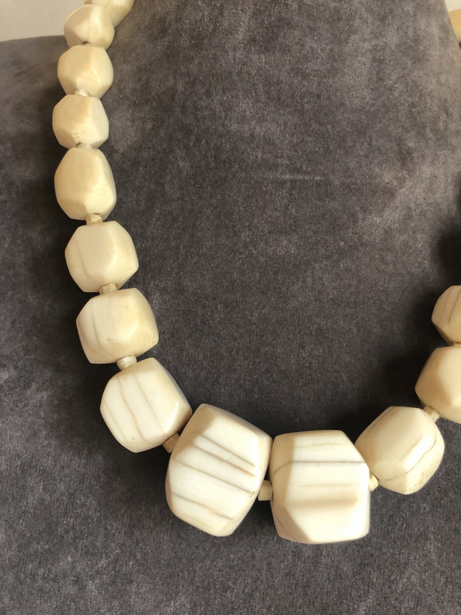 Antique Ivory Necklace -photo-6