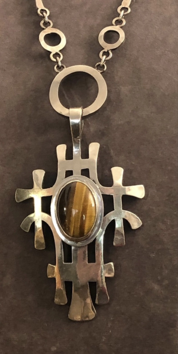 Collier moderniste -photo-3