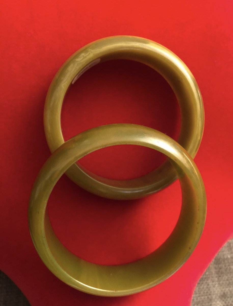 Deux bracelets Bakelite -photo-2