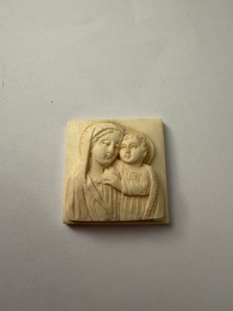 La vierge et l’enfant ivoire -photo-2