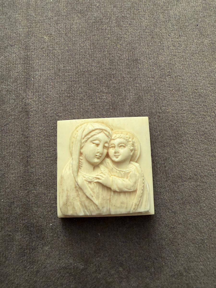 La vierge et l’enfant ivoire -photo-2