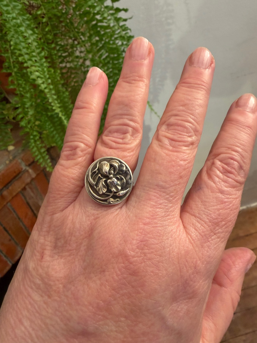 Art Nouveau Silver Ring 