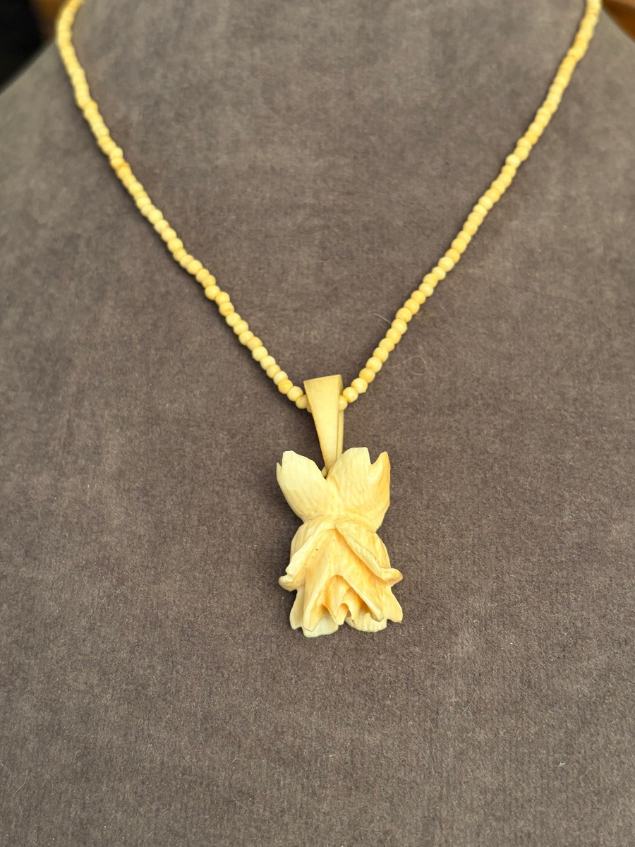 Small Pink Necklace-photo-3