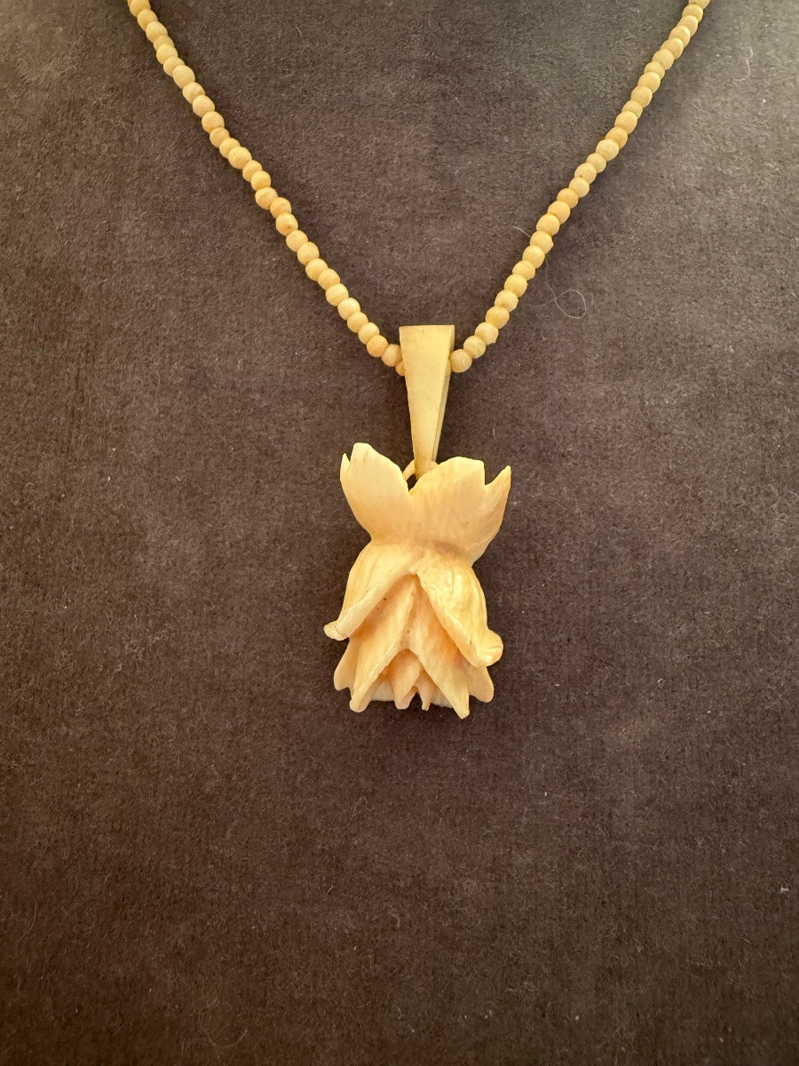 Small Pink Necklace-photo-4