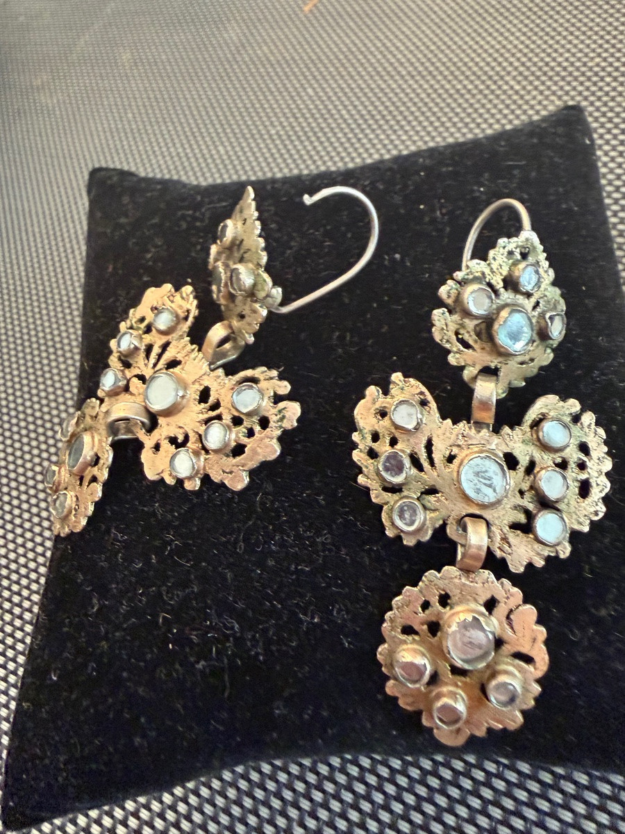 Antique Earrings-photo-2