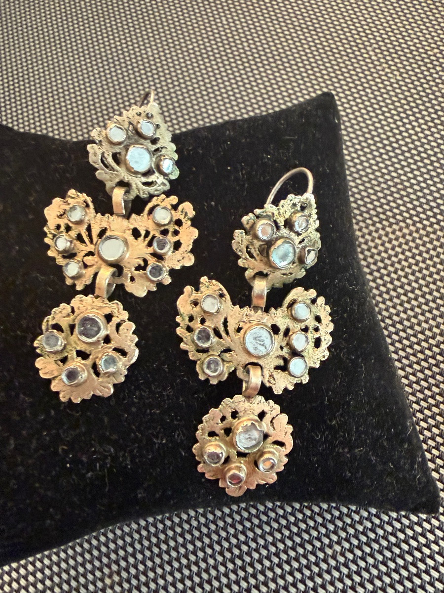 Antique Earrings-photo-5