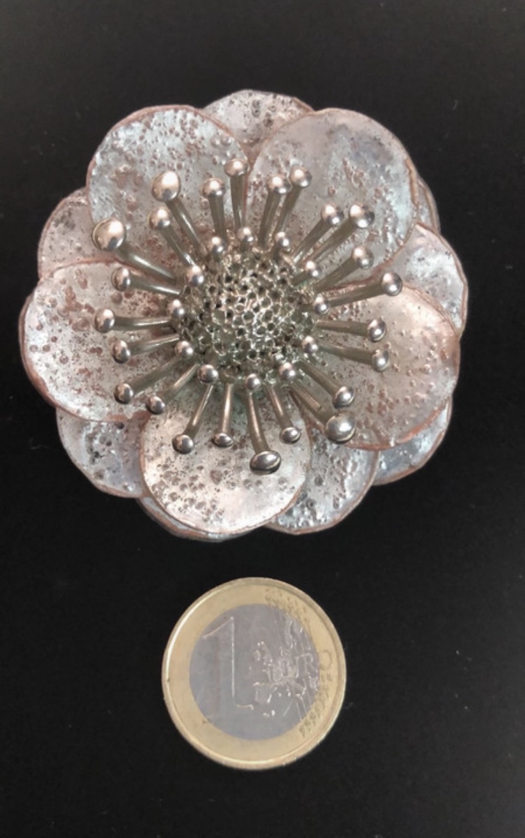 Talosel Flower Brooch -photo-3