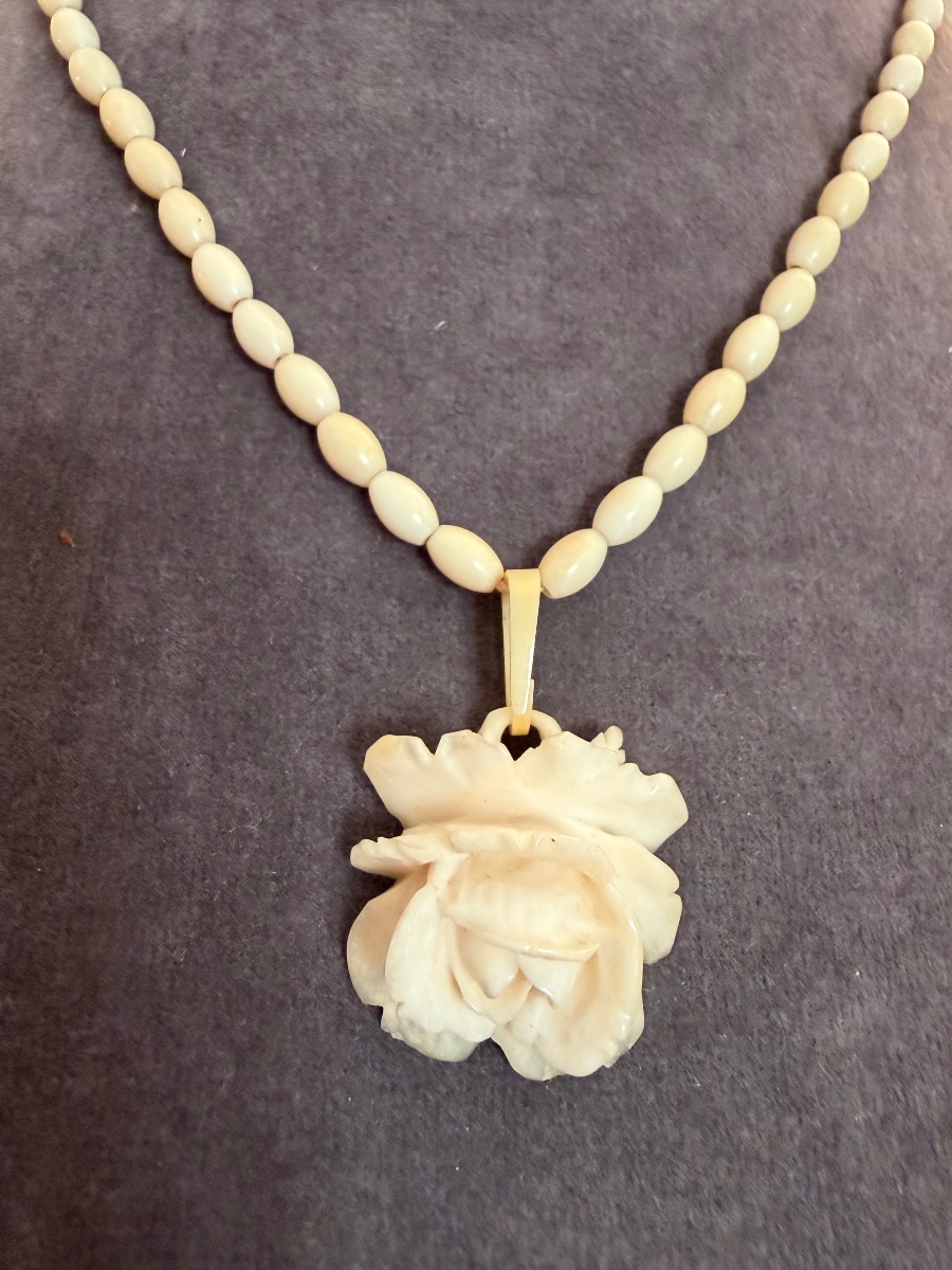 Art Nouveau Ivory Necklace -photo-4