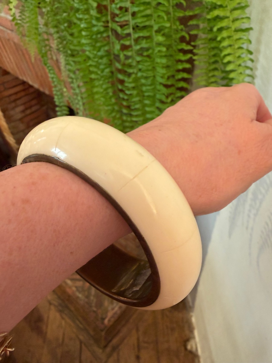 Gold-plated Metal Bone Bracelet -photo-2