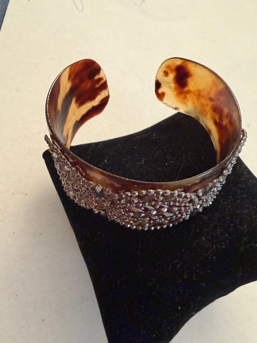 Horn And Steel Cuff Bracelet -photo-2