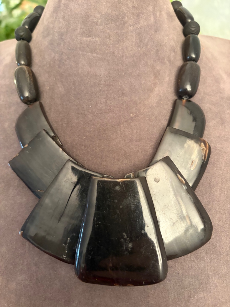 Vintage Horn Necklace -photo-4