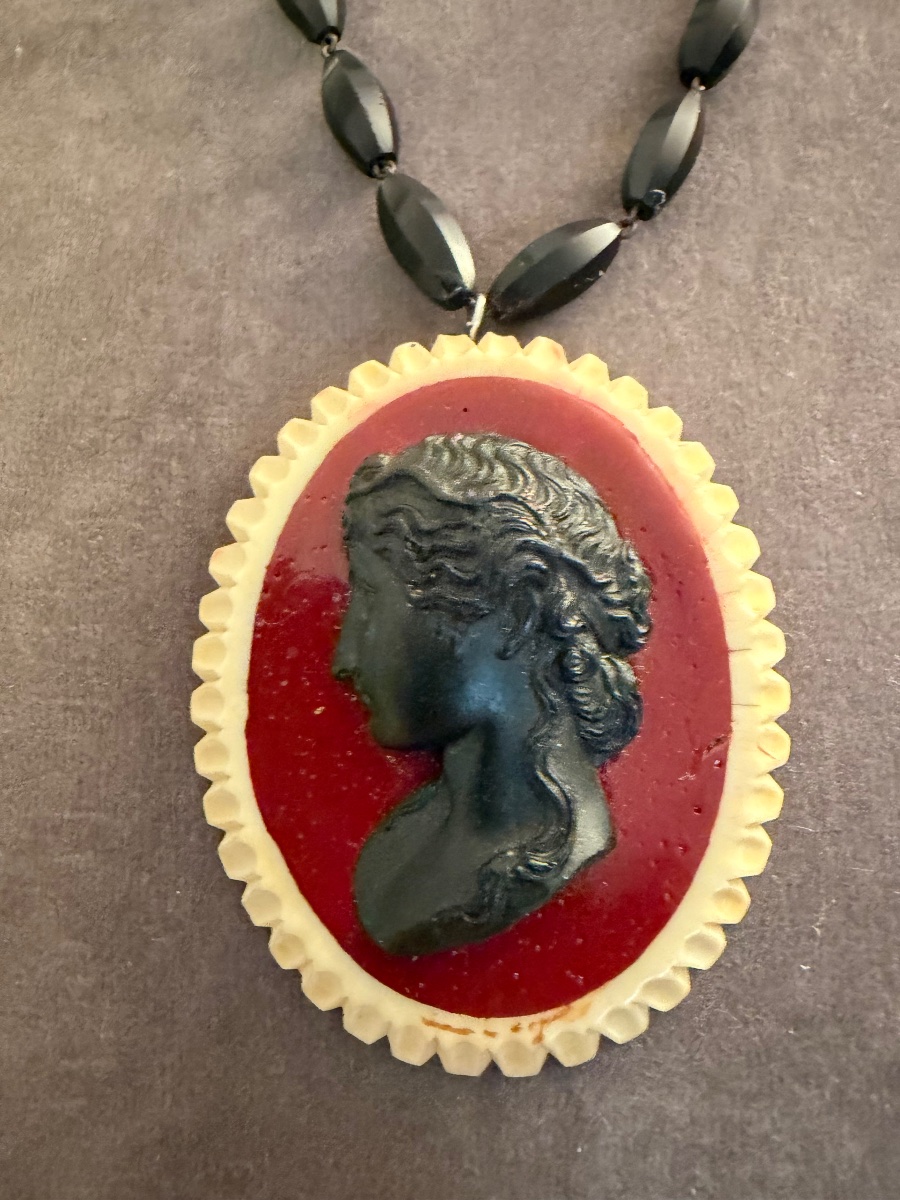 Cameo Necklace -photo-4