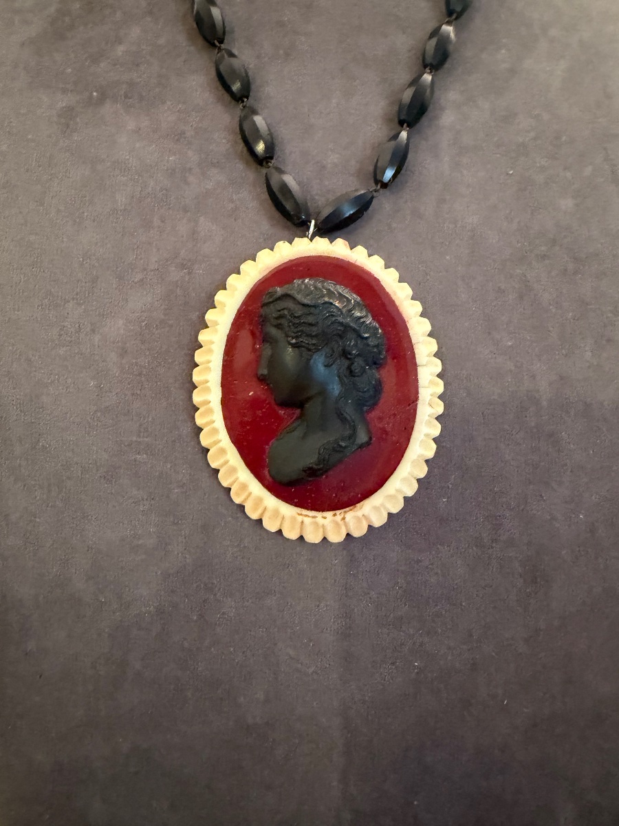 Cameo Necklace -photo-7