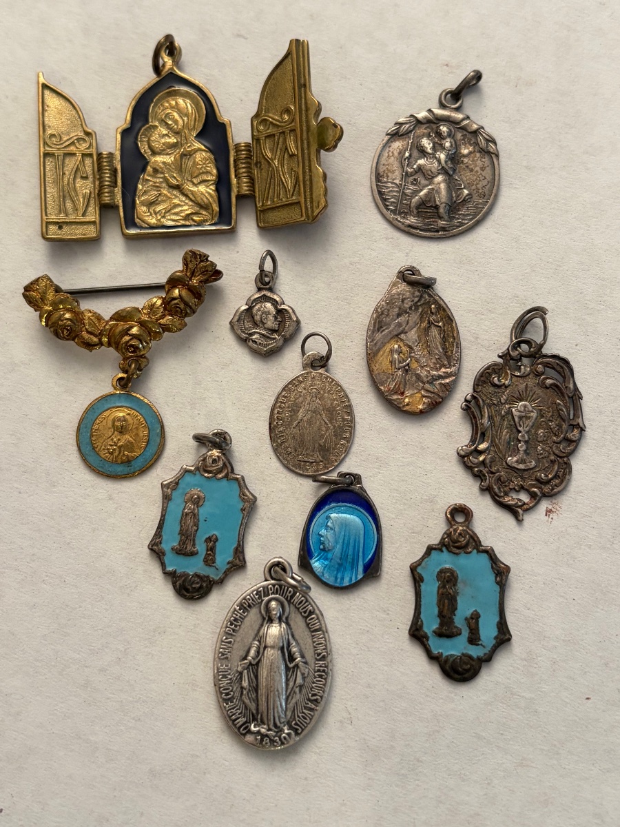 Set Of Religious Medals -photo-1
