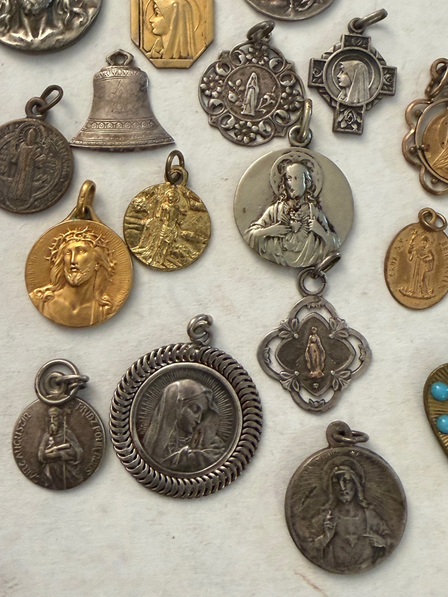 Lot des médailles religieuses -photo-5