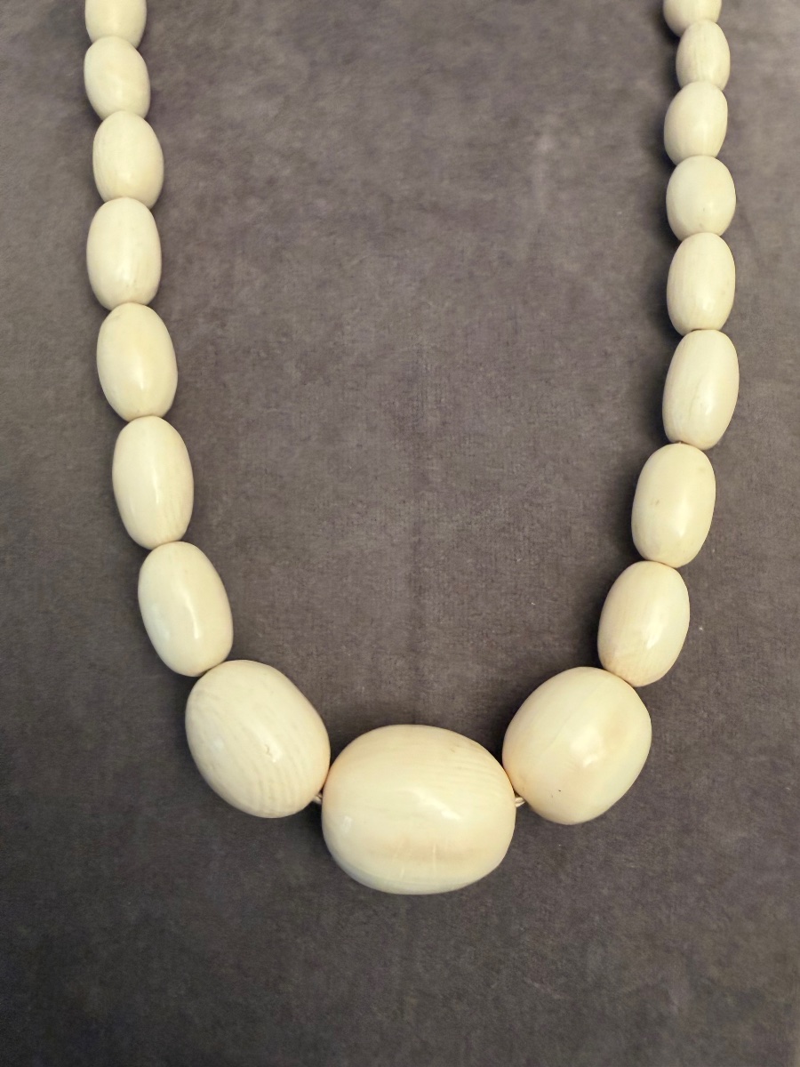 Large Antique Ivory Necklace -photo-1