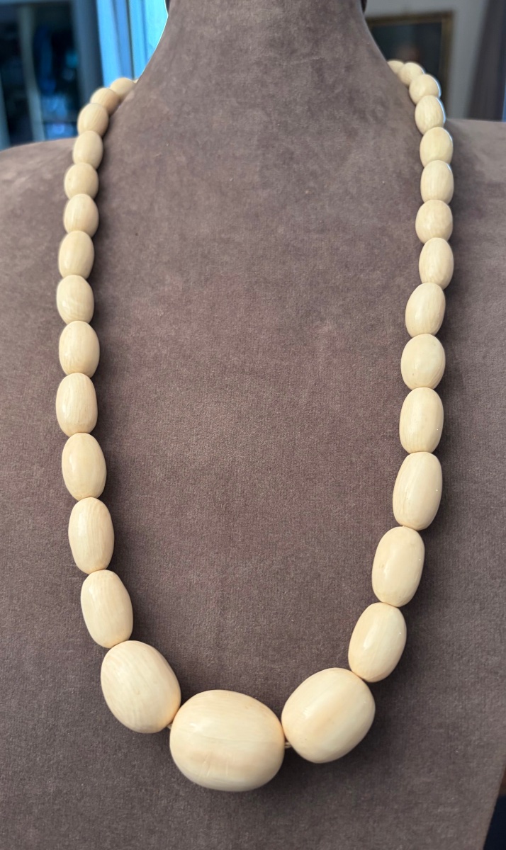 Large Antique Ivory Necklace -photo-7