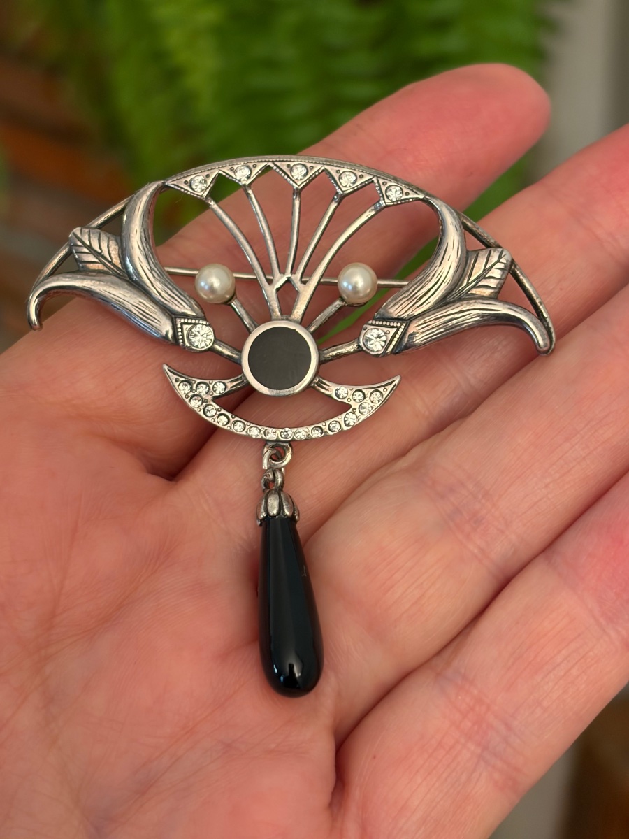 Art Nouveau Silver Brooch 