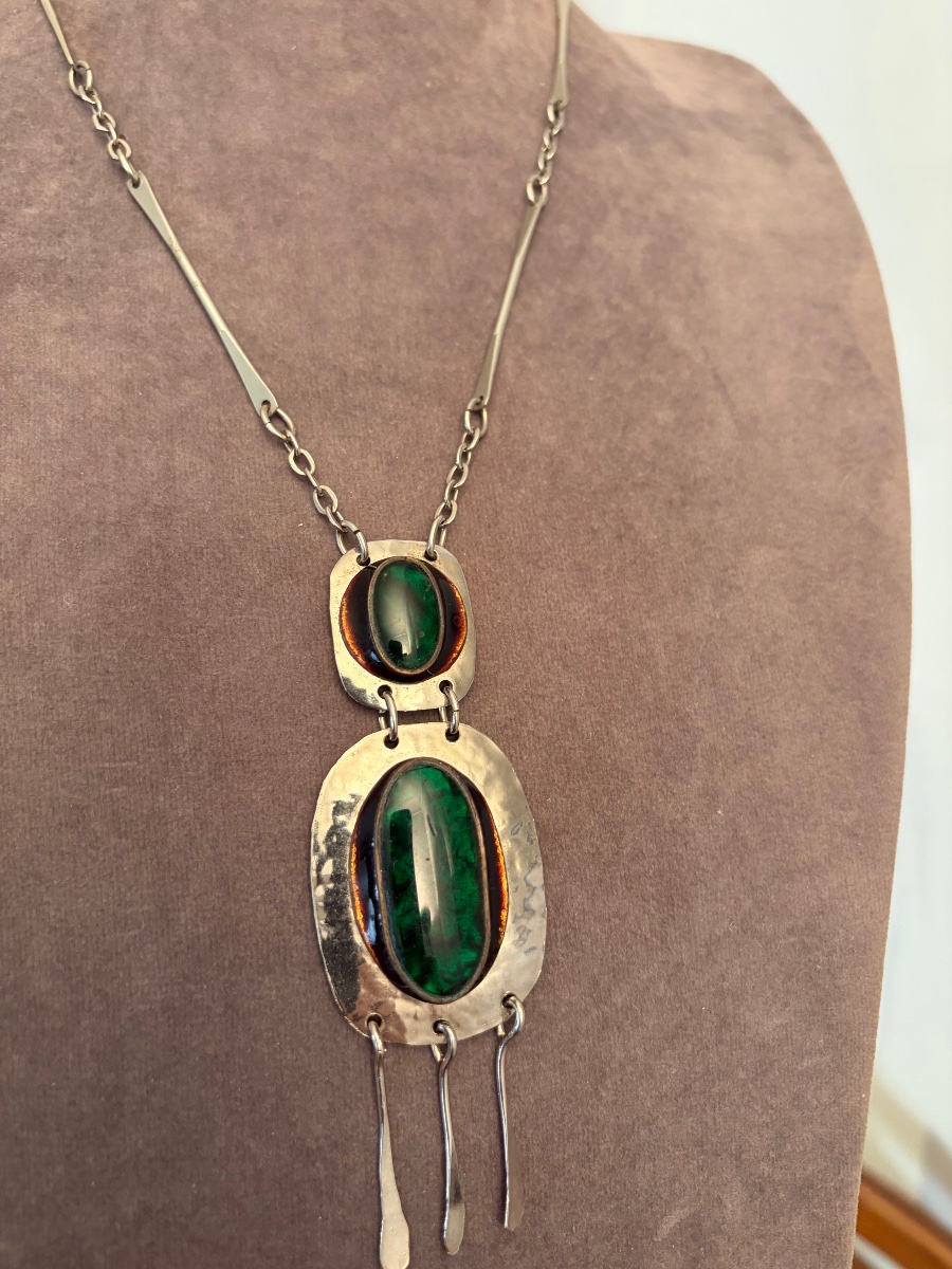 Collier métal  argenté  , émaux -photo-5