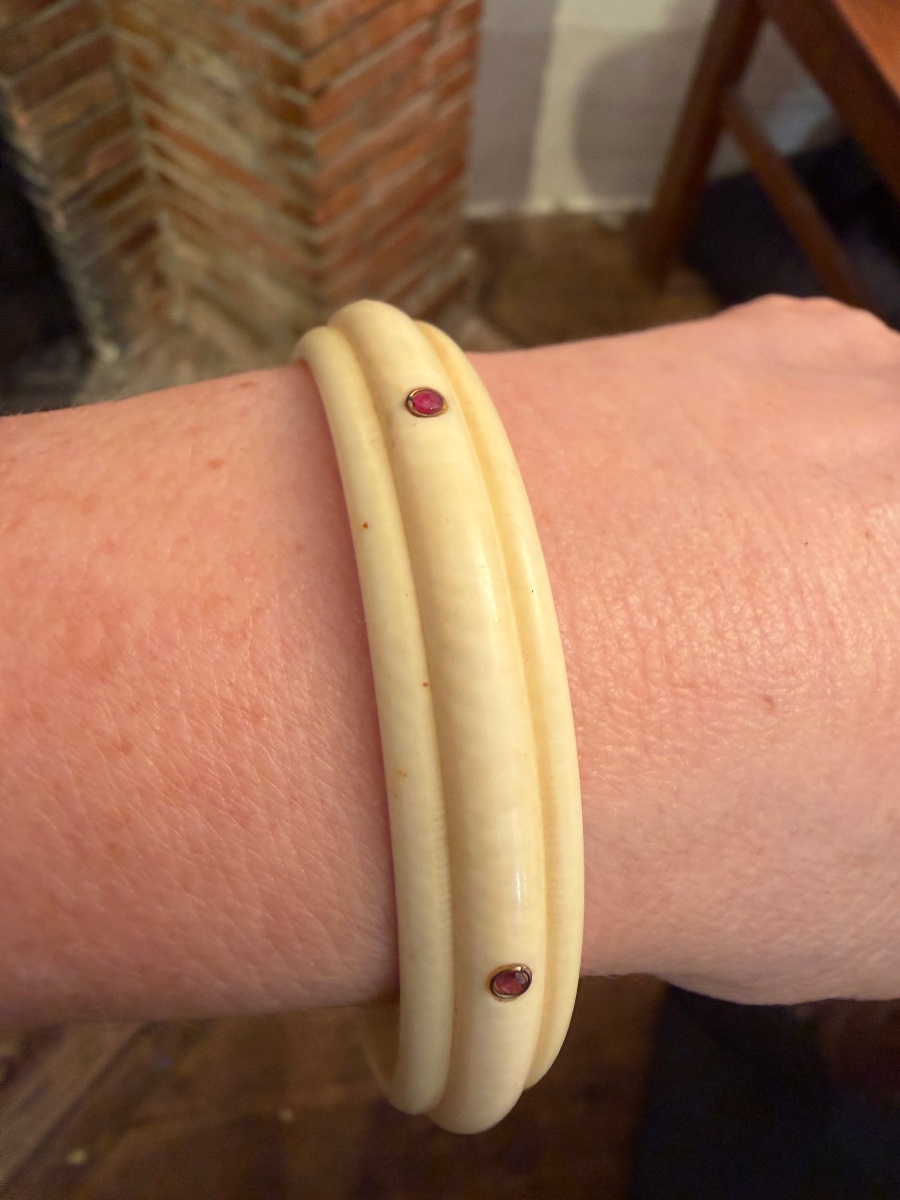 Bracelet Art-Déco ivoire rubis 