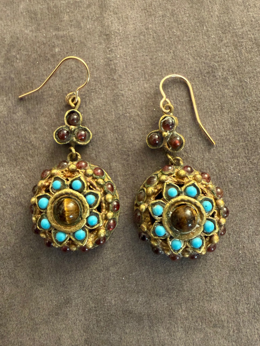 Vintage Earrings -photo-1