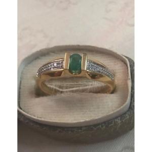 Gold/emerald And Small Pink Diamonds Ring