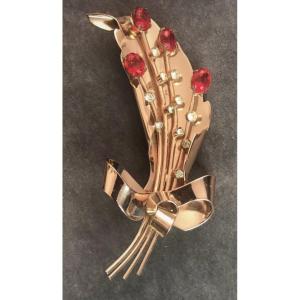 American Brooch From The 1940s