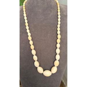 Sautoir - collier ancien ivoire